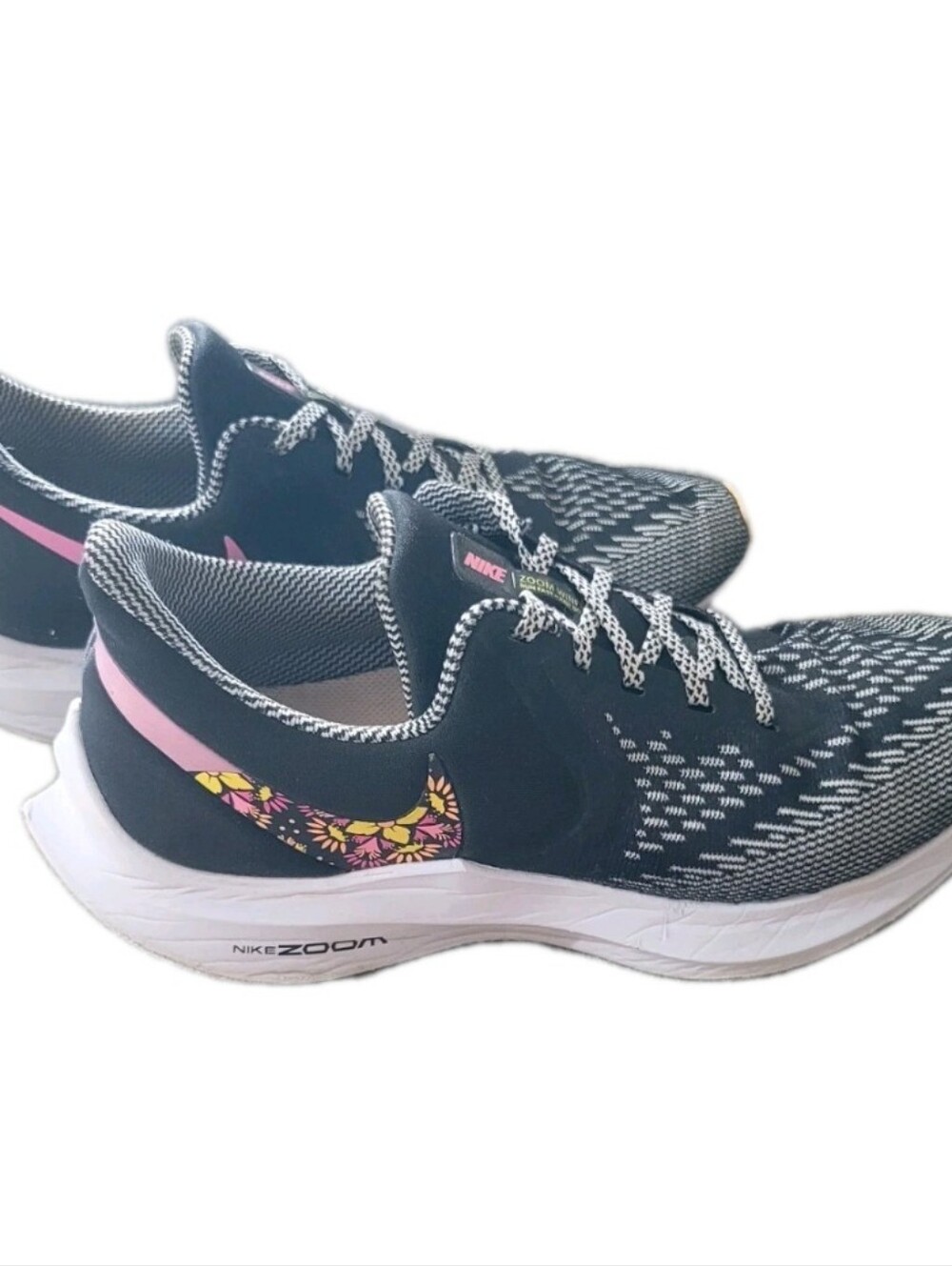 NIKE Women's Zoom Winflo Running Sneakers Sz 9